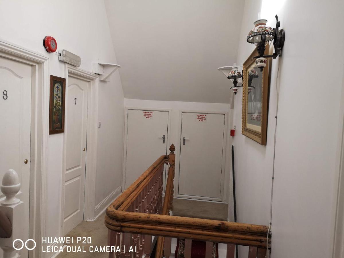 Отель Lincoln House Борнмут Экстерьер фото