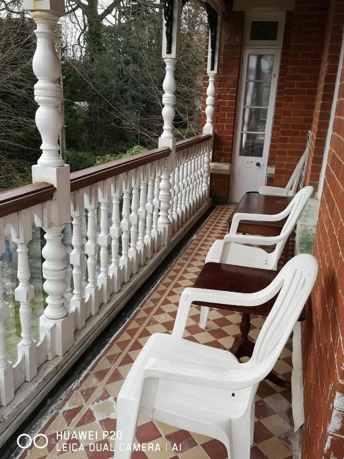 Отель Lincoln House Борнмут Экстерьер фото