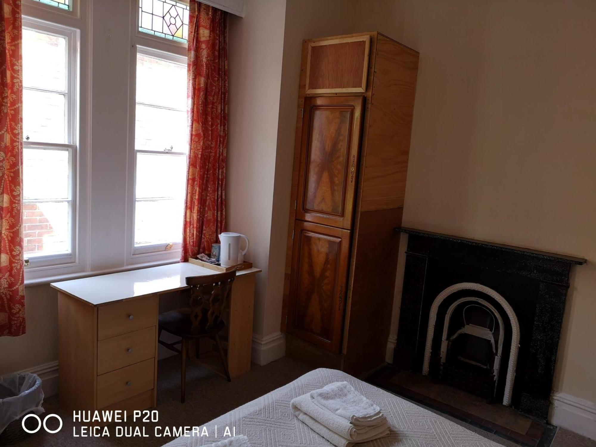 Отель Lincoln House Борнмут Номер фото